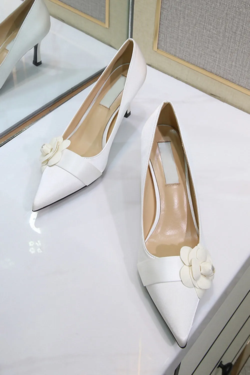 Elegant White Camellia Wedding Shoes