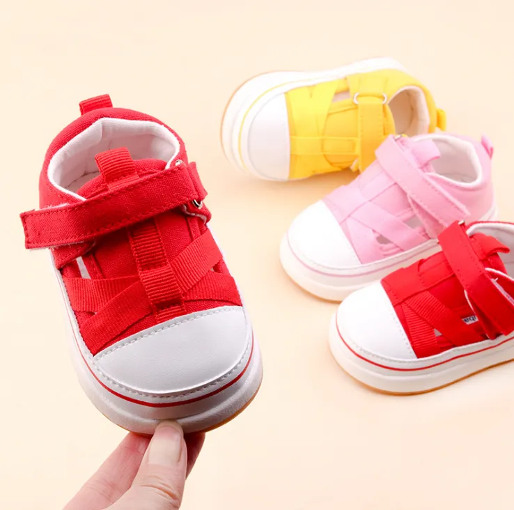 Fashionable breathable baby toddler shoes