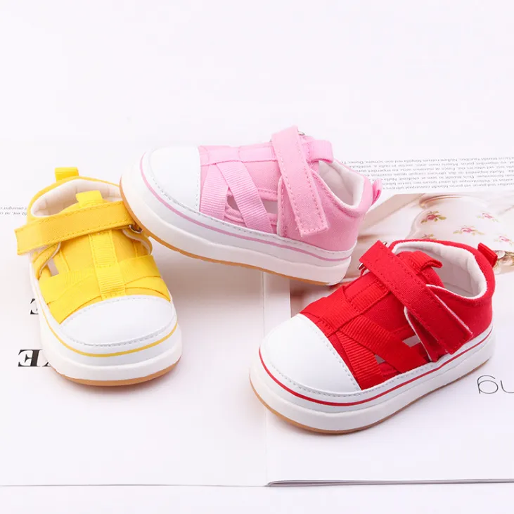 Fashionable breathable baby toddler shoes