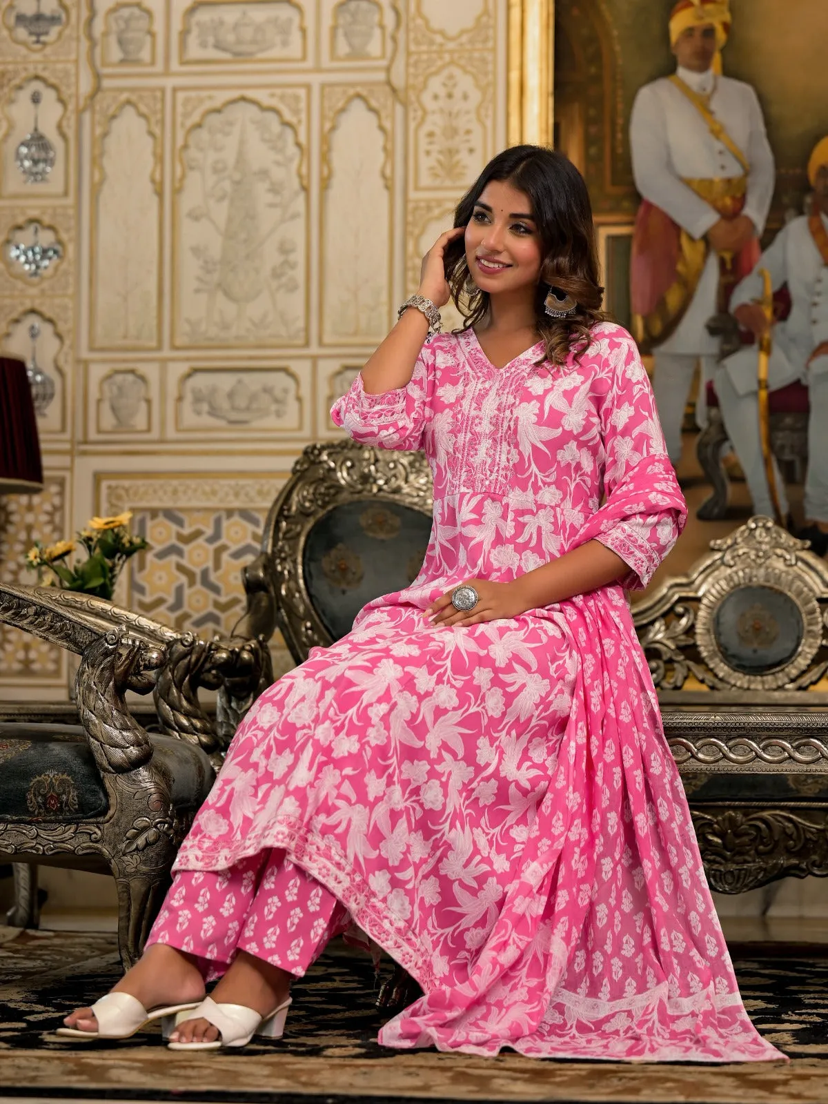 Jashvi Pink Floral Printed Rayon Kurta Set With Thread & Mirror Work