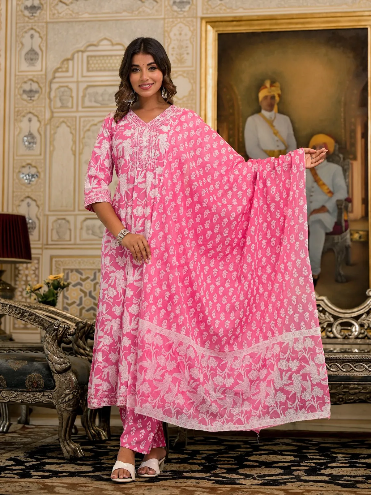 Jashvi Pink Floral Printed Rayon Kurta Set With Thread & Mirror Work