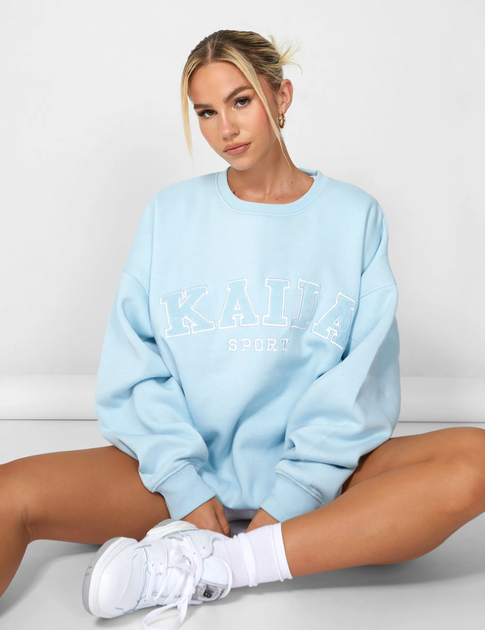 KAIIA SLOGAN OVERSIZED SWEATSHIRT LIGHT BLUE