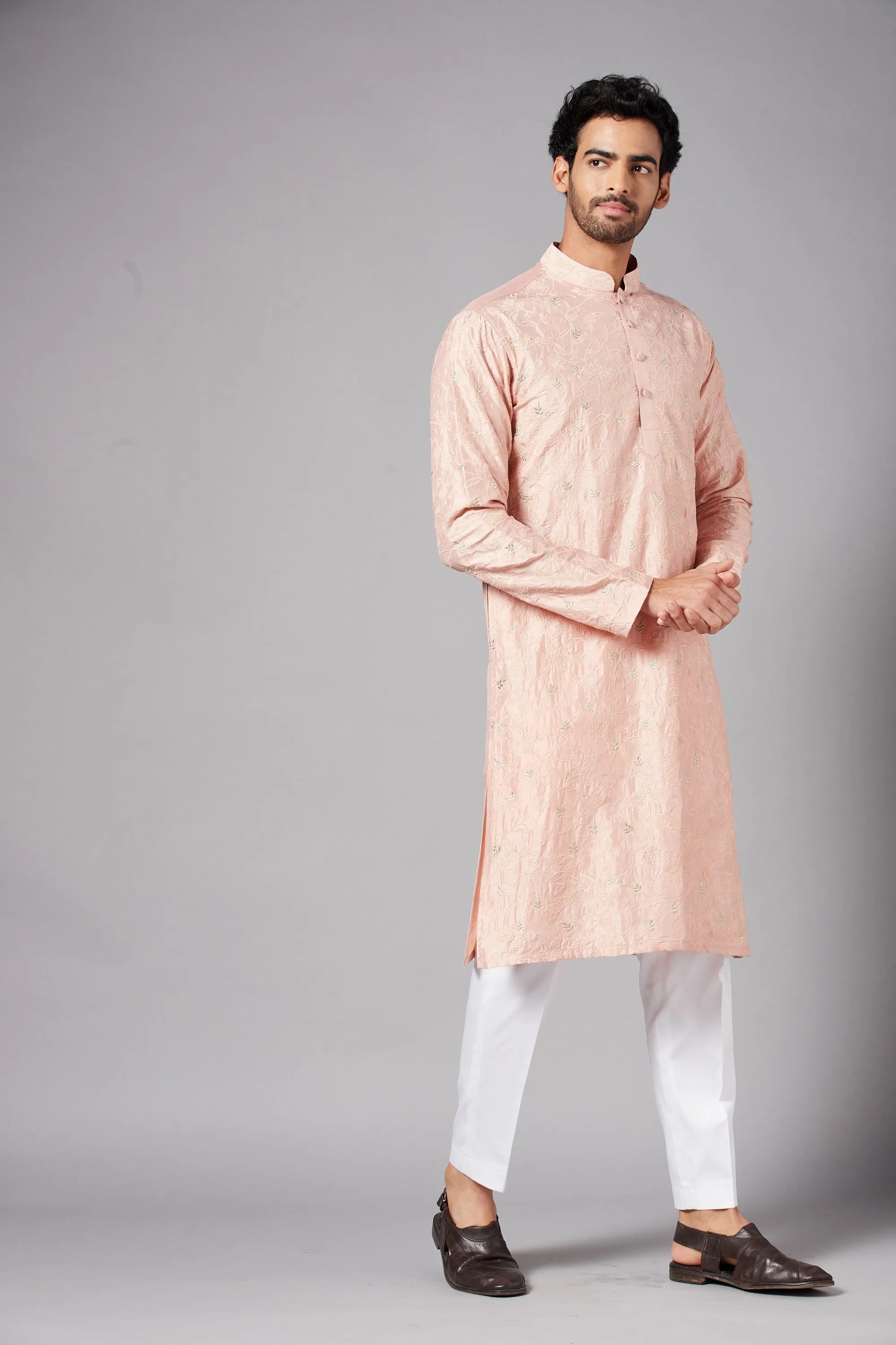 Men's Tiyaan Embroidered Peach Kurta With Crop Pants - Hilo Design