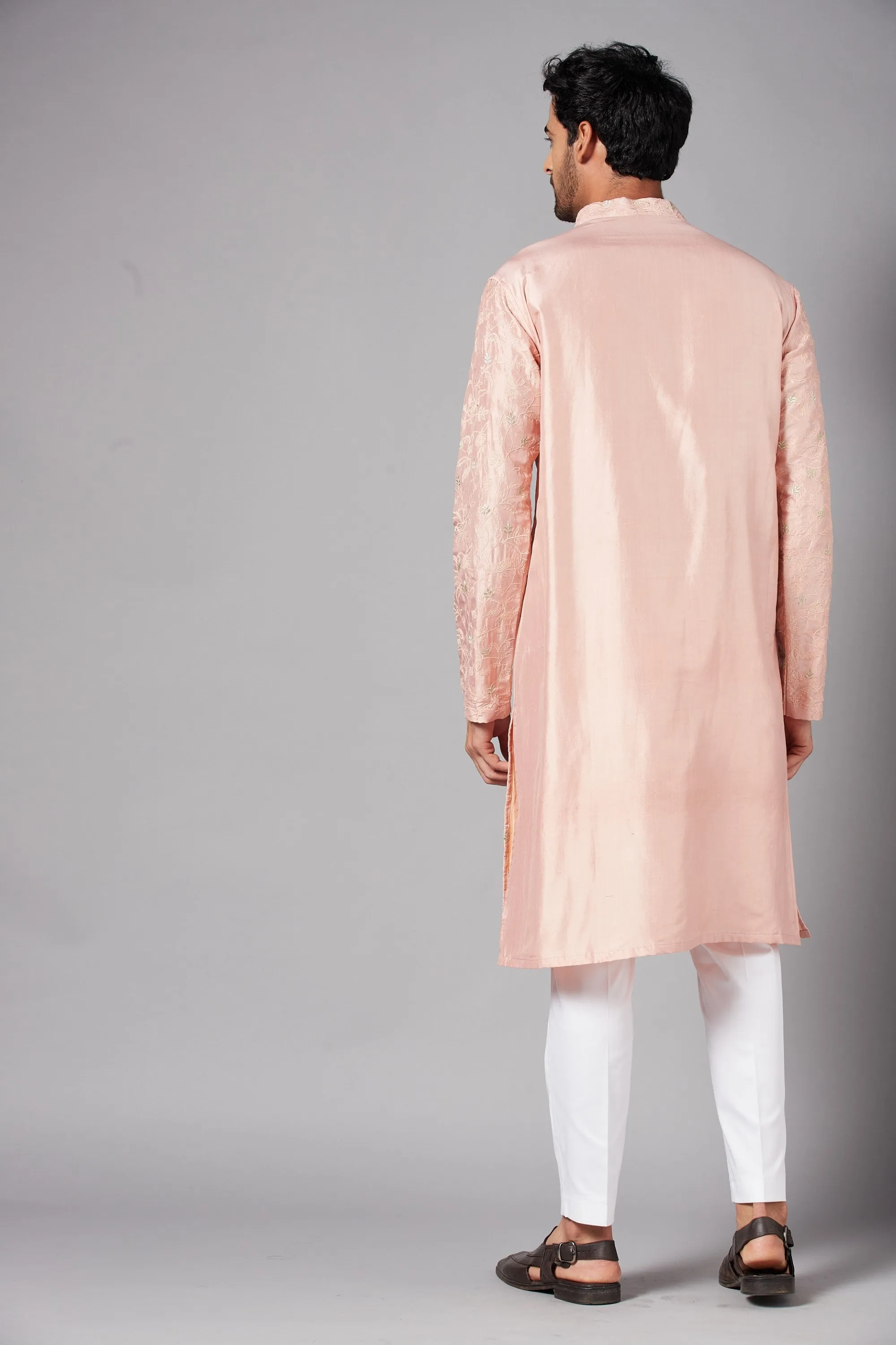 Men's Tiyaan Embroidered Peach Kurta With Crop Pants - Hilo Design