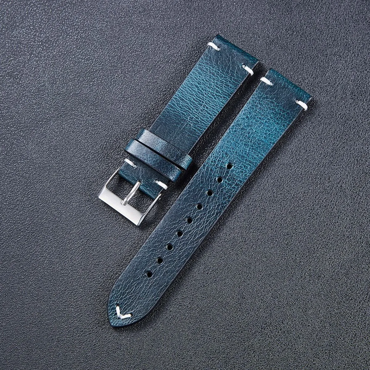 Vintage Oiled Leather Watch Straps Compatible with the Samsung 22mm Range