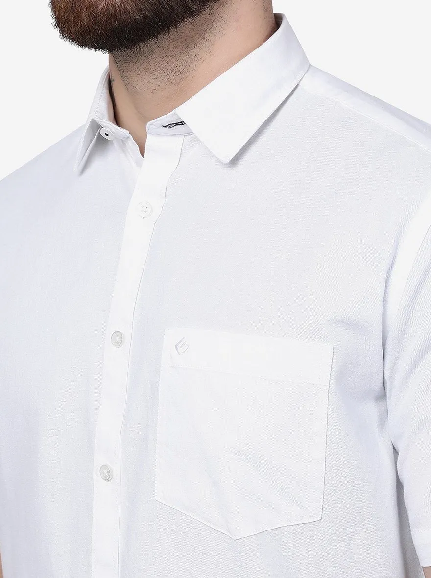 White Solid Smart Fit Semi Casual Shirt | Greenfibre